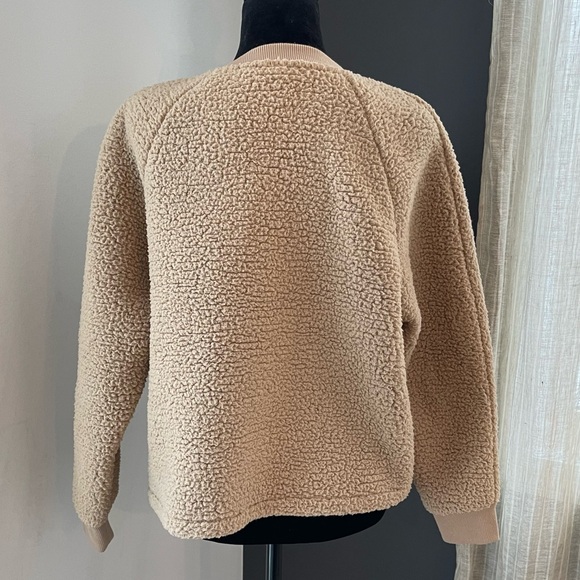 Banana Republic teddy crewneck - Picture 3 of 7